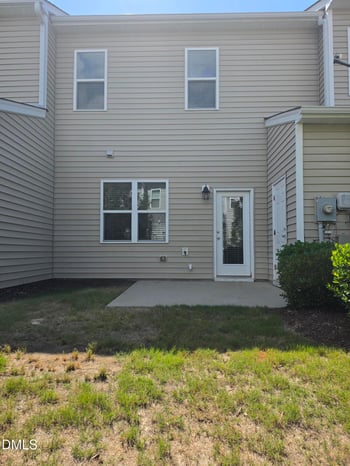 8819 Commons Townes Dr, Raleigh, NC 27616