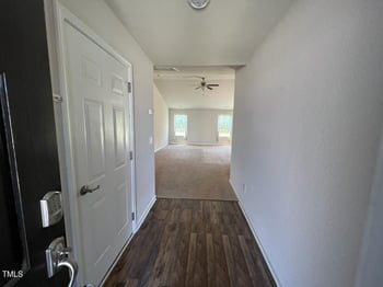 882 Avery Pond Dr, Fuquay Varina, NC 27526