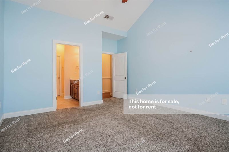 882 Bartek Ct, Fuquay Varina, NC 27526