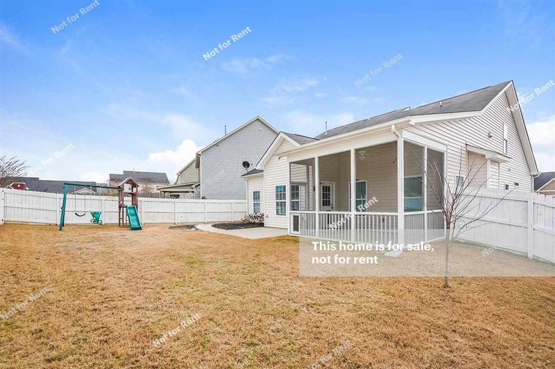882 Bartek Ct, Fuquay Varina, NC 27526