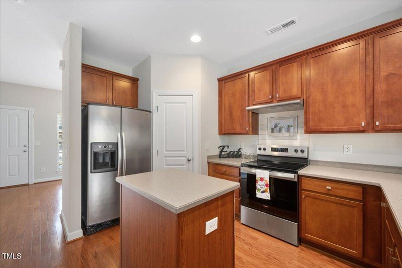 8822 Orchard Grove Way, Raleigh, NC 27612