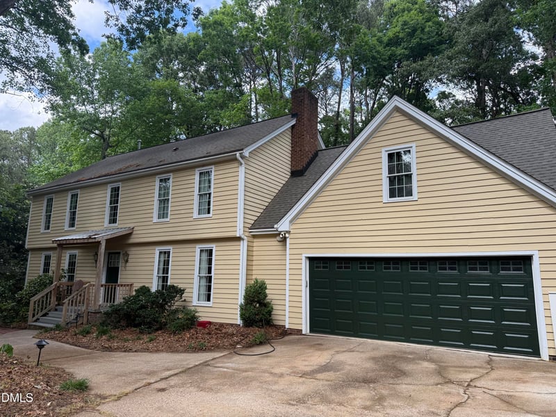 8824 Woodyhill Rd, Raleigh, NC 27613
