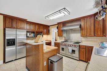 8824 Woodyhill Rd, Raleigh, NC 27613
