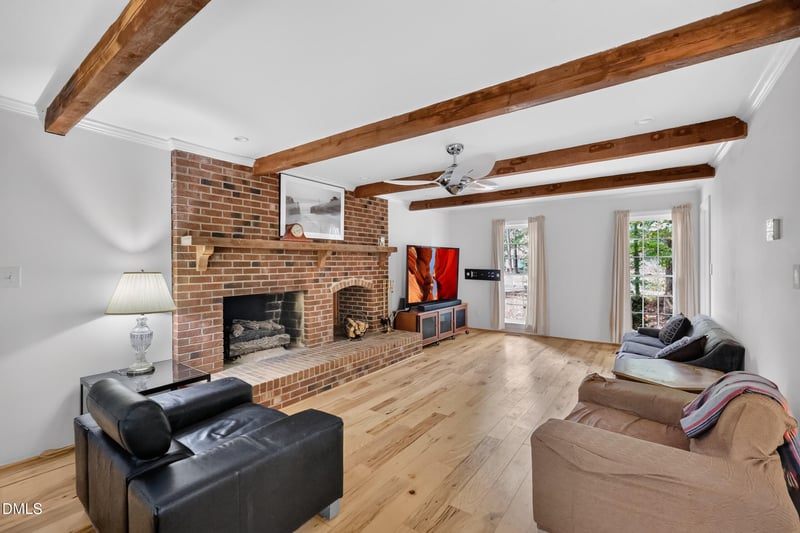 8824 Woodyhill Rd, Raleigh, NC 27613