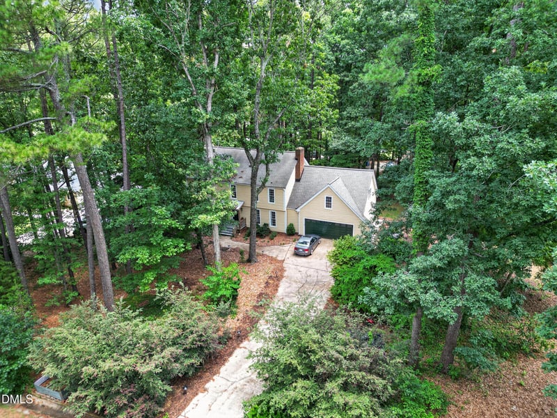 8824 Woodyhill Rd, Raleigh, NC 27613