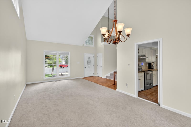 8825 Kirkstall Ct, Raleigh, NC 27615