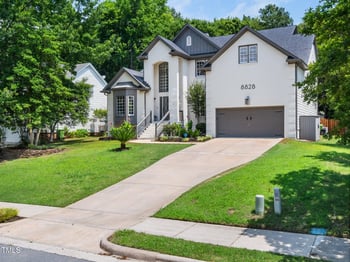 8828 Deerland Grove Dr, Raleigh, NC 27615