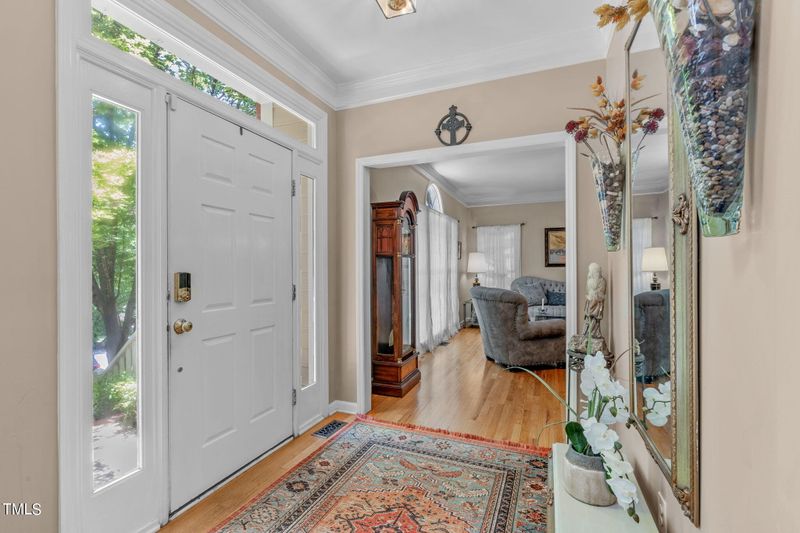 8828 Miranda Dr, Raleigh, NC 27617