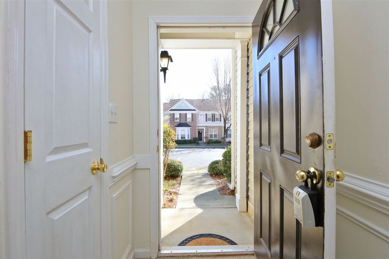 8833 Camden Park Dr, Raleigh, NC 27613