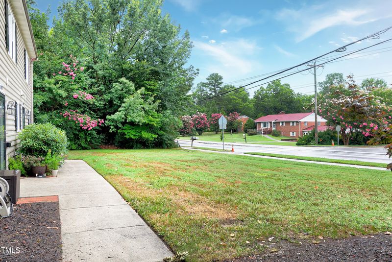 8835 Chapel Hill Rd, Cary, NC 27513