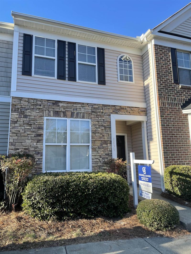 8839 Camden Park Dr, Raleigh, NC 27613