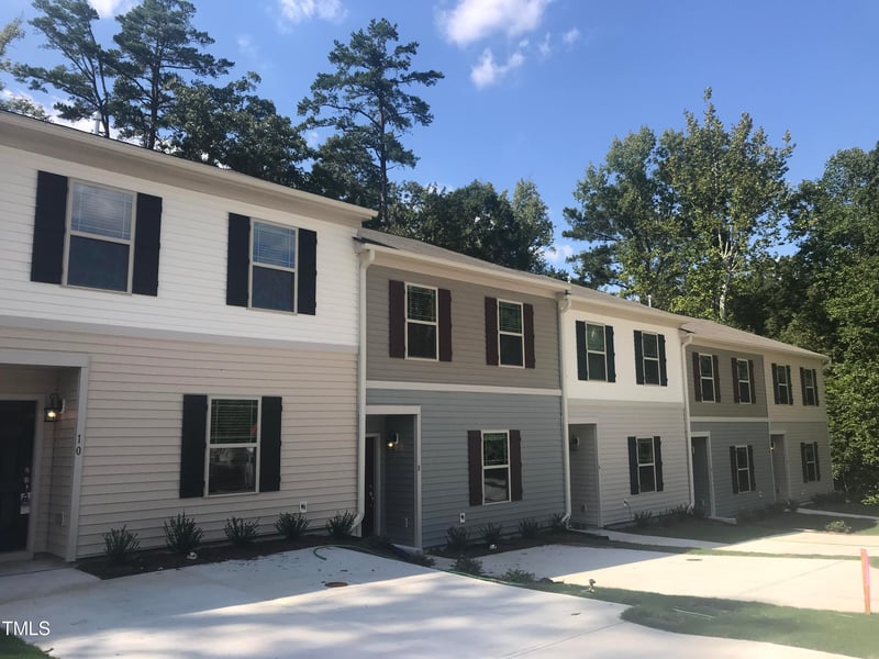884 Saratoga Dr, Durham, NC 27704