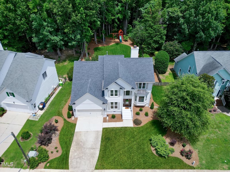 8841 Deerland Grove Dr, Raleigh, NC 27615