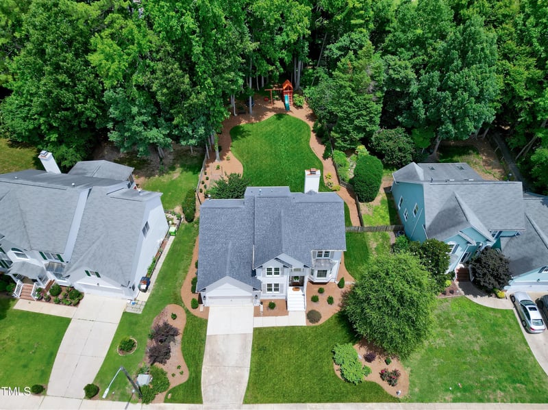 8841 Deerland Grove Dr, Raleigh, NC 27615