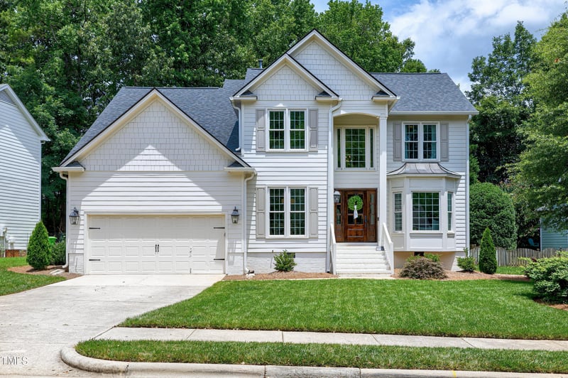 8841 Deerland Grove Dr, Raleigh, NC 27615