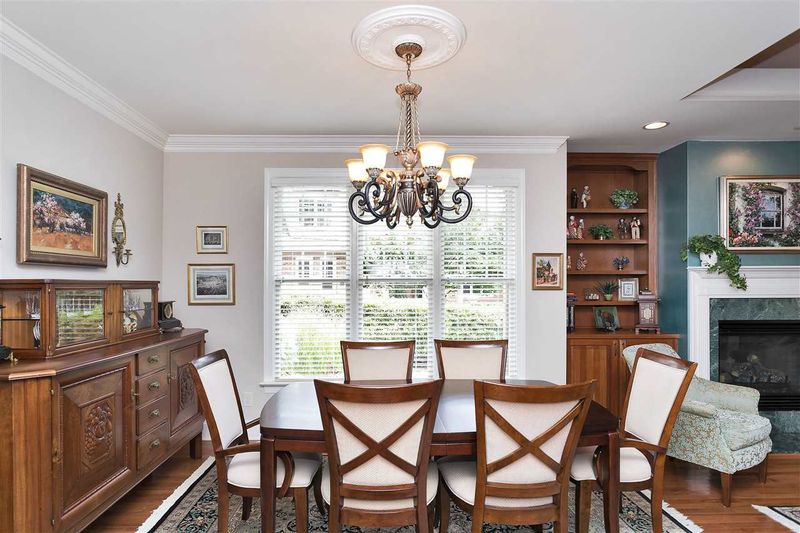8844 Mariner Dr, Raleigh, NC 27615