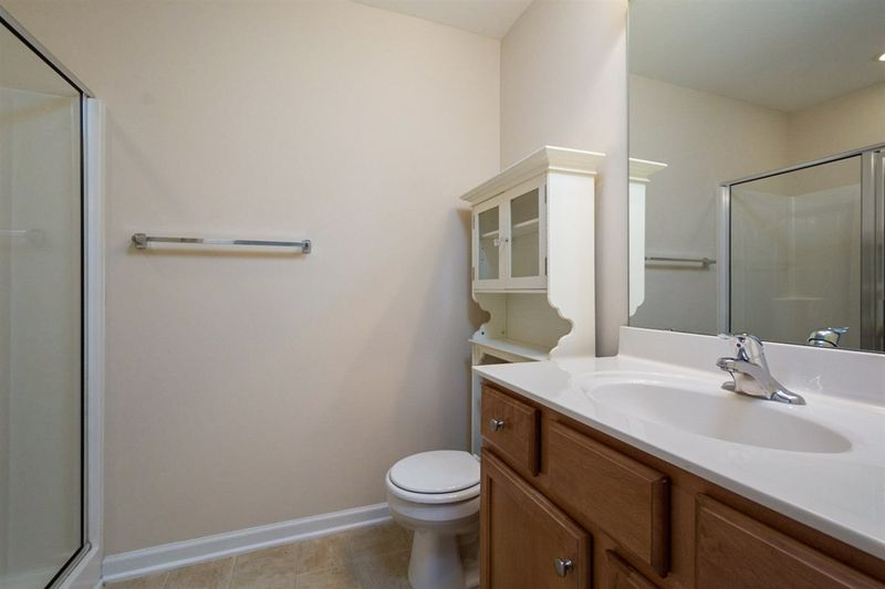 8848 Thornton Town Pl, Raleigh, NC 27616