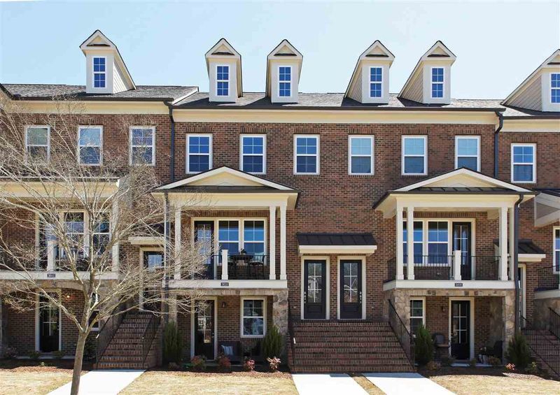 885 Wake Towne Dr #12, Raleigh, NC 27609