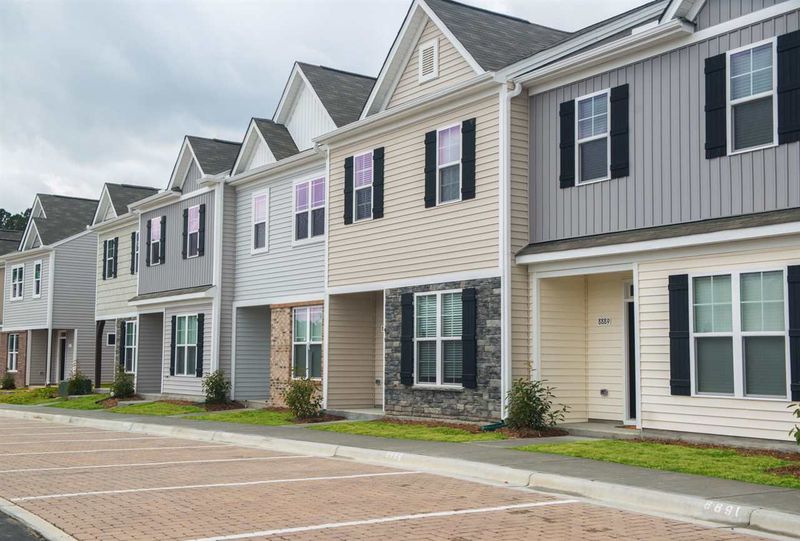 8850 Commons Townes Dr #57, Raleigh, NC 27616