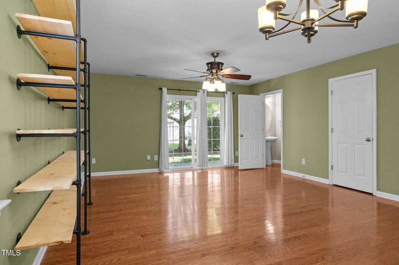 8857 Thornton Town Pl, Raleigh, NC 27616