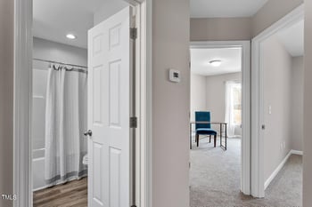 886 John St, Clayton, NC 27520