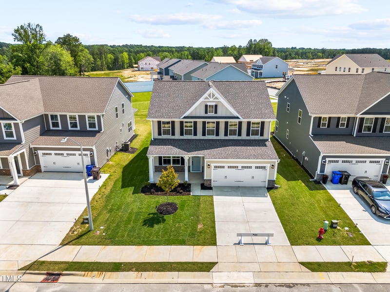 8869 Tartan Clan Dr, Willow Springs, NC 27592