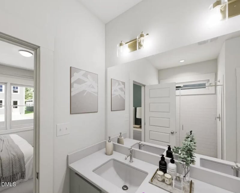 887 Central Park Dr, Raleigh, NC 27604