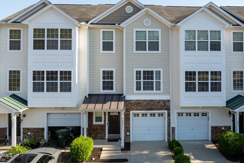 8873 Thornton Town Pl, Raleigh, NC 27616