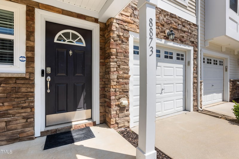 8873 Thornton Town Pl, Raleigh, NC 27616