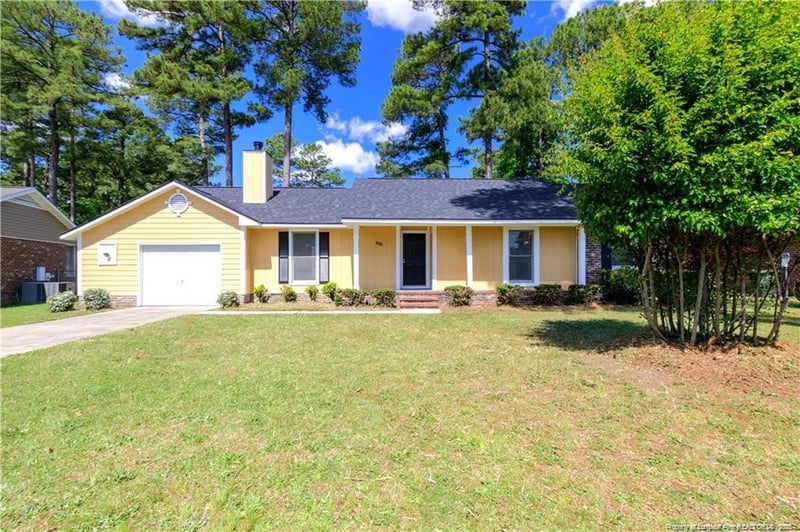 888 Santiato Dr, Fayetteville, NC 28314