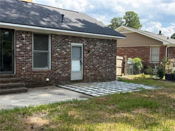 888 Santiato Dr, Fayetteville, NC 28314