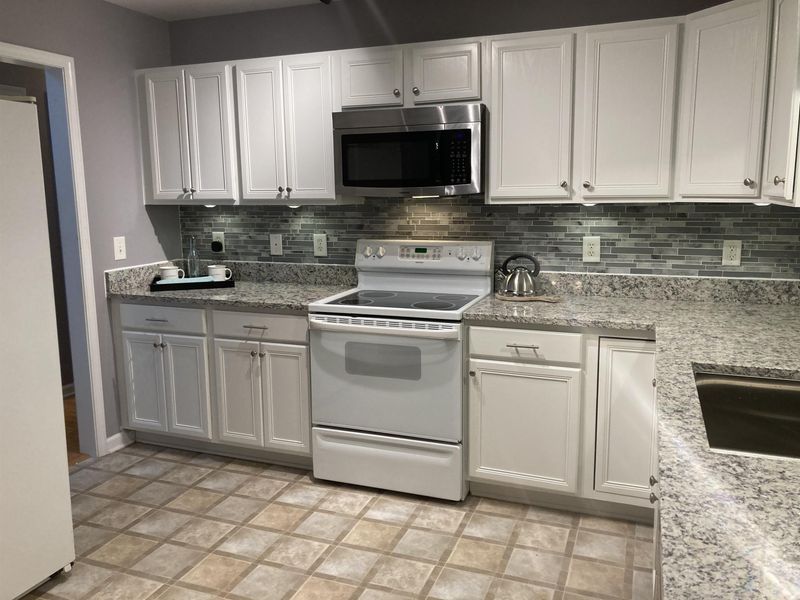 889 Hill Rd, Franklinton, NC 27525
