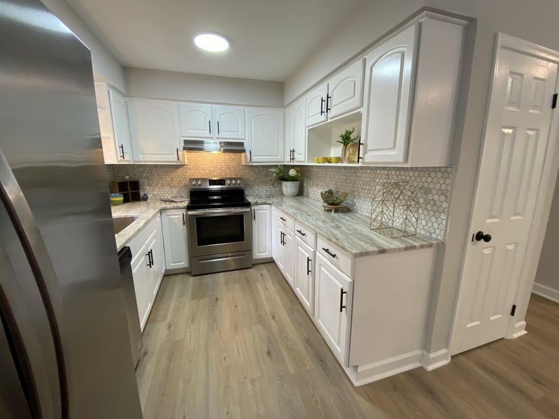 889 N Nc Highway 87, Burlington, NC 27217