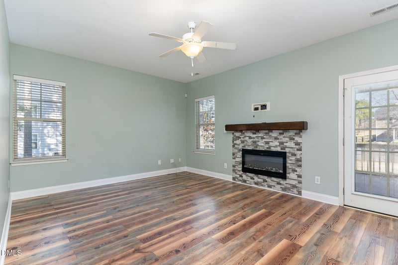 89 Bison Ln, Lillington, NC 27546