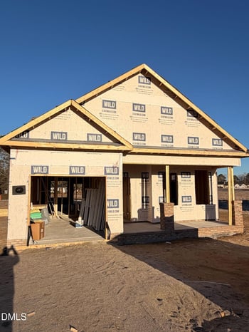 89 Coulter Ct, Selma, NC 27576