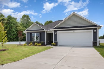 89 Emily Gardens Dr, Selma, NC 27576