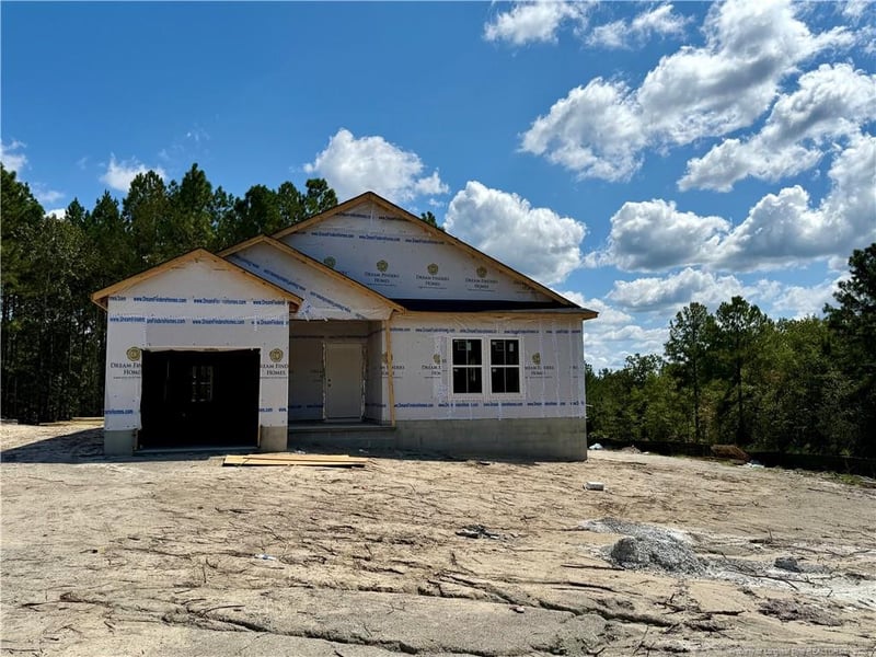 89 Horse Trot Ln, Sanford, NC 27332