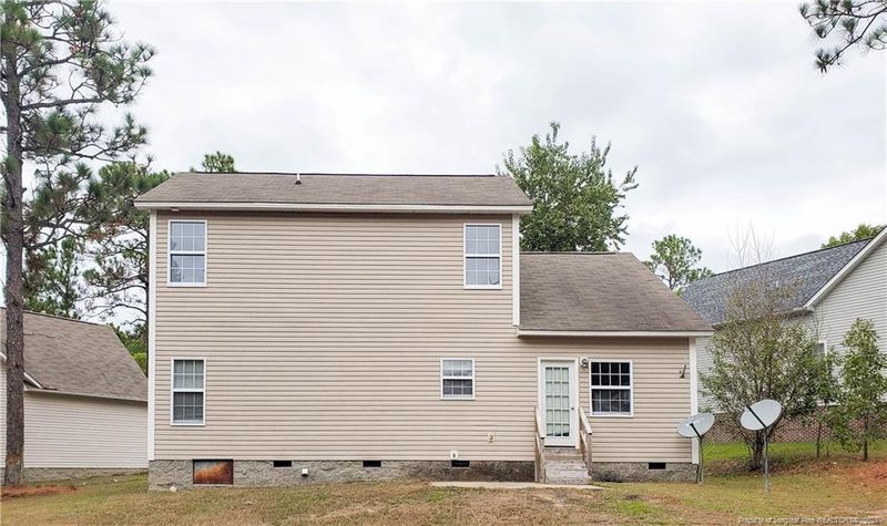 89 Lone Pine Trl, Sanford, NC 27332