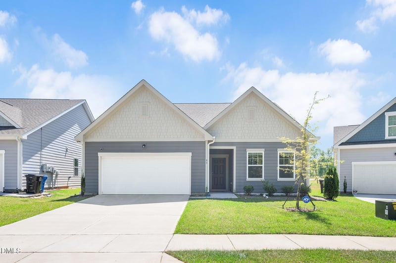 89 Molly Mac Ln, Angier, NC 27501