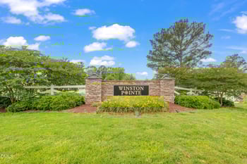 89 New Castle Ct, Clayton, NC 27520