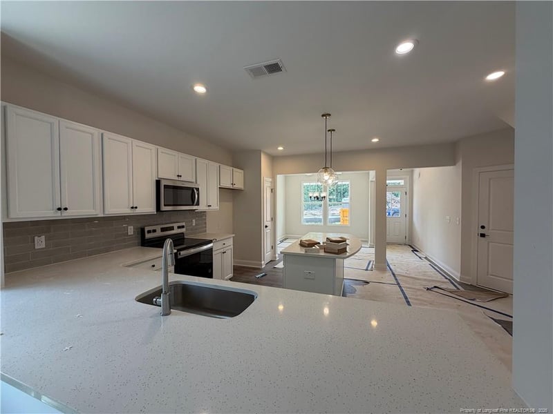 89 Omie Branch Ln, Lillington, NC 27546
