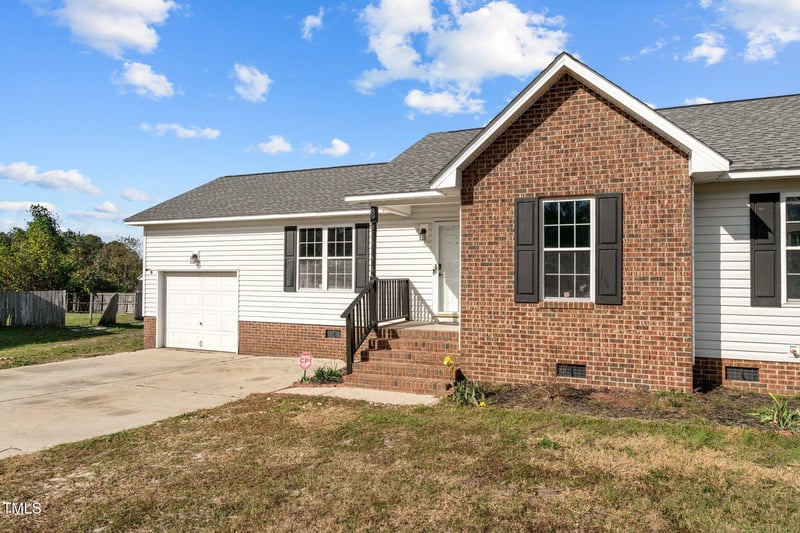 89 Sandy Bluff Ct, Sanford, NC 27332