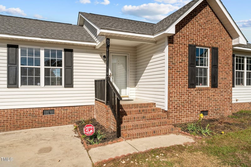 89 Sandy Bluff Ct, Sanford, NC 27332
