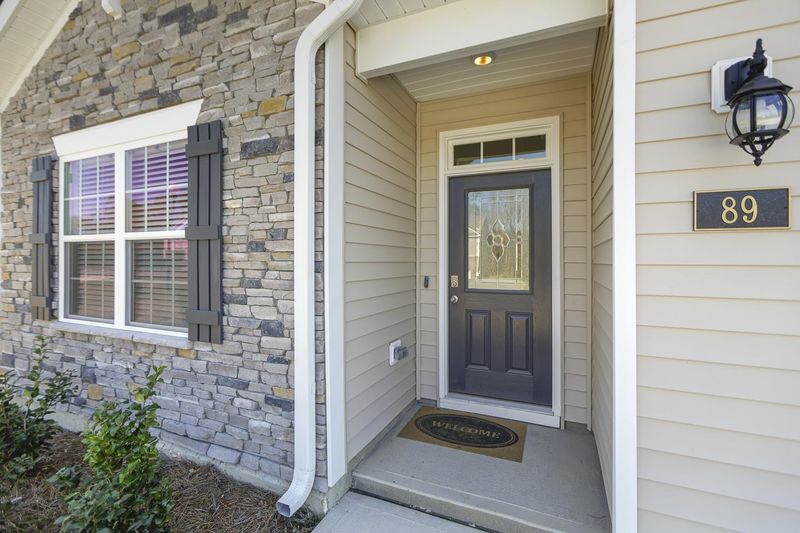 89 Young Farm Dr, Lillington, NC 27546