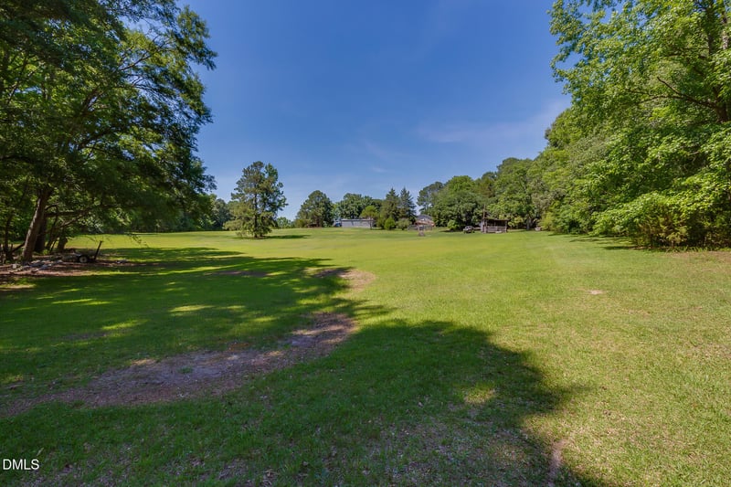 890 Wiggins Rd, Angier, NC 27501