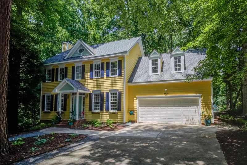 8900 Mossy Rock Way, Apex, NC 27539