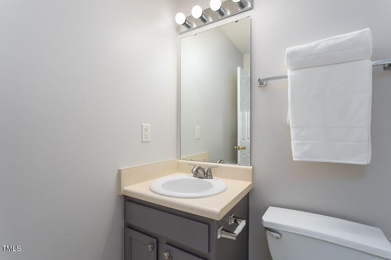 8908 Shallcross Way, Raleigh, NC 27617
