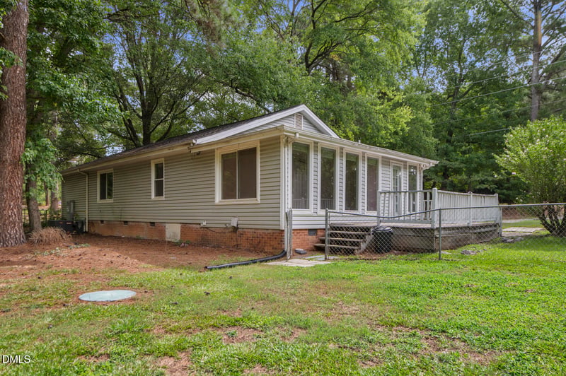 8909 Green Level Church Rd, Cary, NC 27519