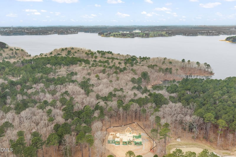 8909 Morning Song Ct, New Hill, NC 27562