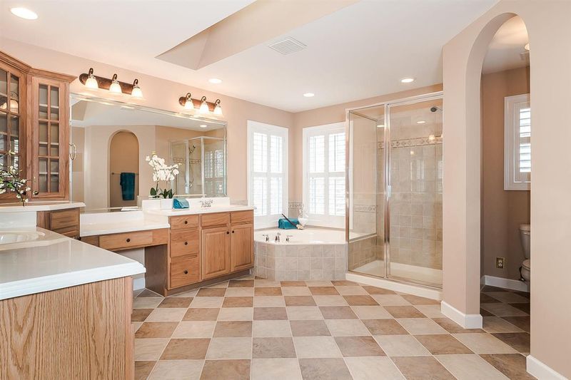 8909 Riverview Park Dr, Raleigh, NC 27613
